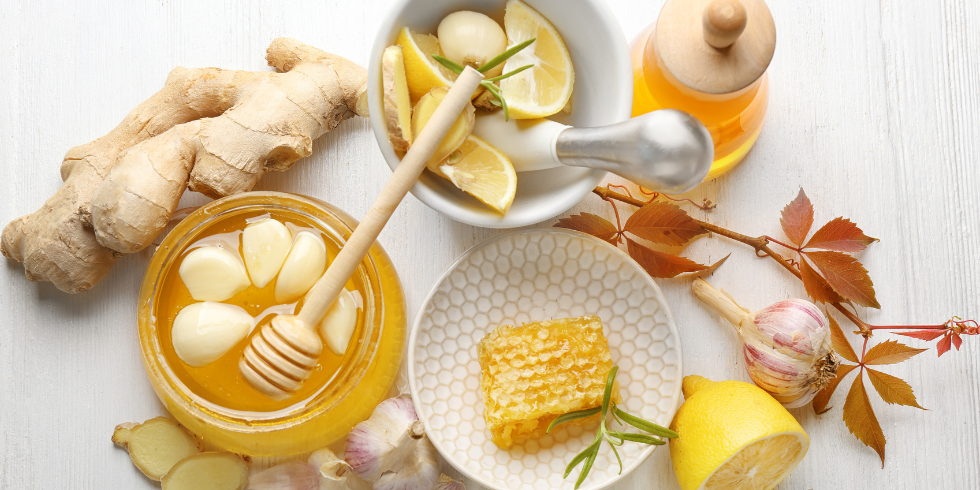 10 Powerful Home Remedies to Brighten Your Skin Naturally 10 Powerful Home Remedies to Brighten Your Skin Naturally